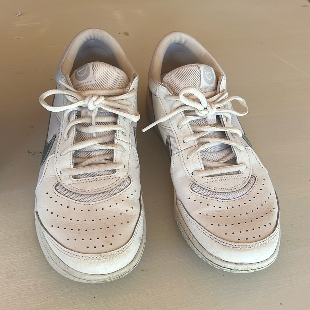 NikeCourt Women’s Zoom Lite 3 Hard Court Tennis Shoes
